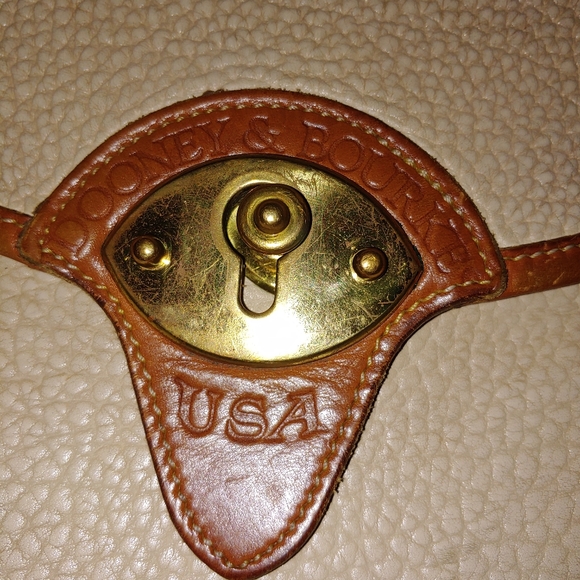 Vintage white and cognac Dooney & Bourke - Picture 7 of 8